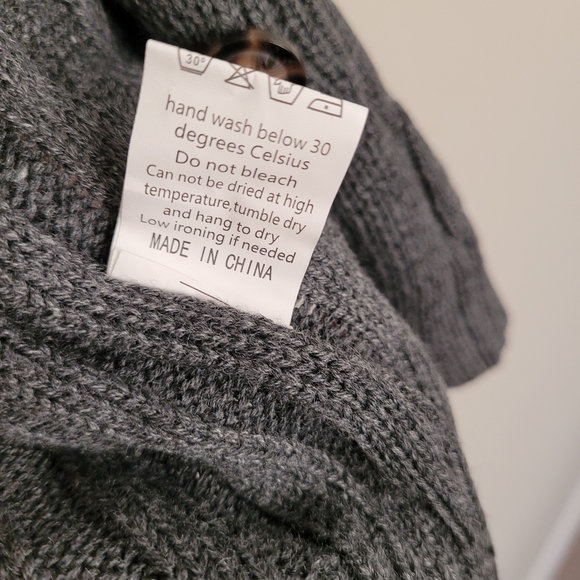 Women's Gray Button Cardigan L - Picture 3 of 6